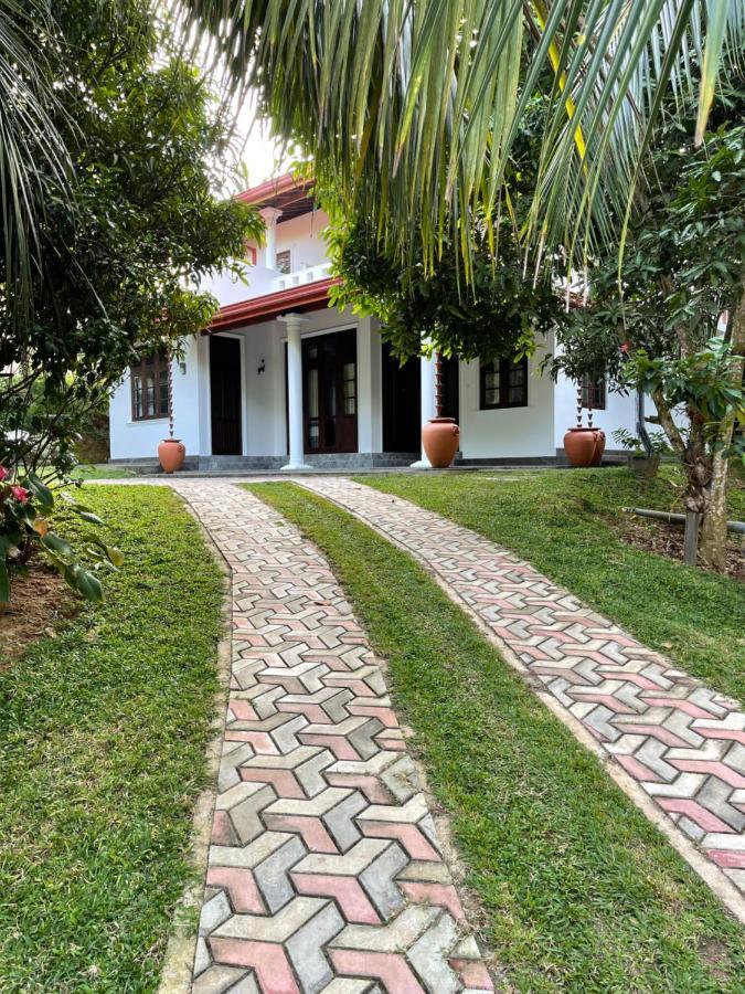 Kalpa Place Hiriketiya ดิคเวลลา ภายนอก รูปภาพ